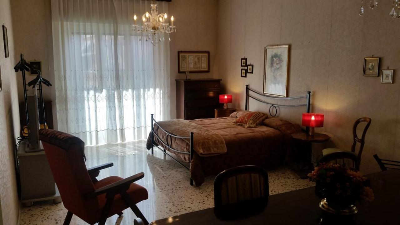 Tora House Hotel Катания Екстериор снимка